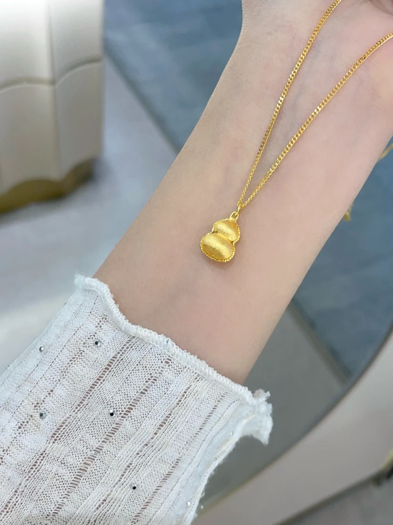 Introducing the new delicate gold gourd necklace...